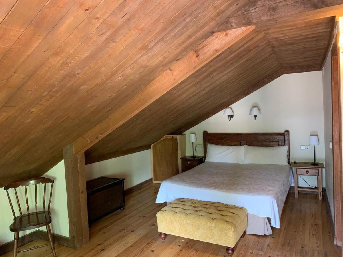 Hotel Charle Jaca Ngoại thất bức ảnh